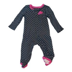 Nike Baby Girls Graphic Footed Coverall| Size 3M